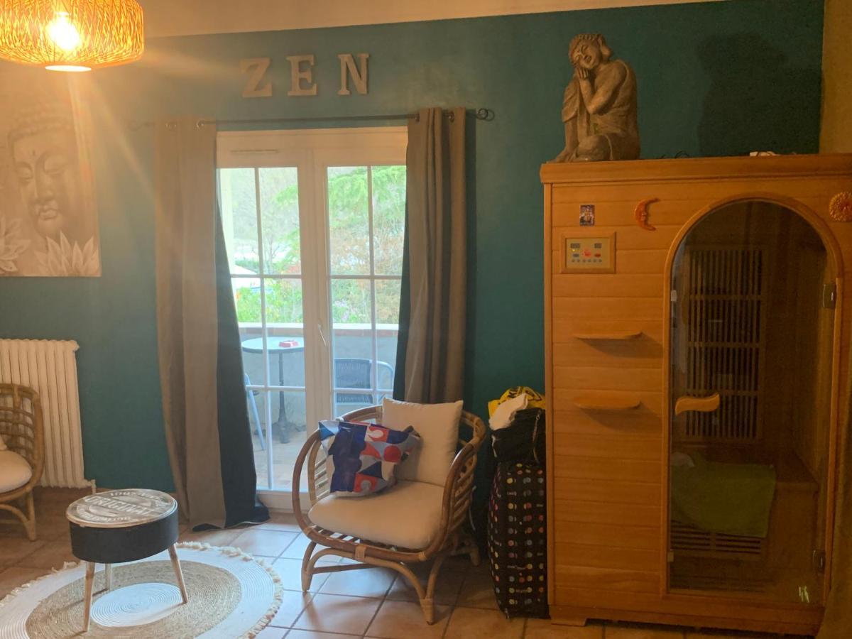 グレウー・レ・バン Bastide Du Bonheur Saint Donat Bed & Breakfast エクステリア 写真